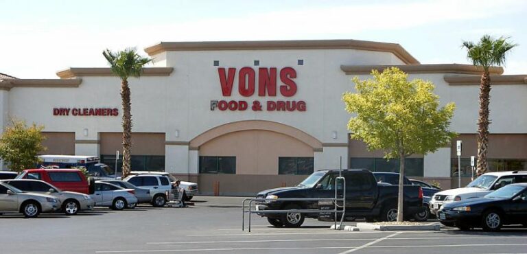 <strong>1631 W Craig Rd North Las Vegas NV 89032: An Overview of the Location, Amenities, and Neighborhood</strong>